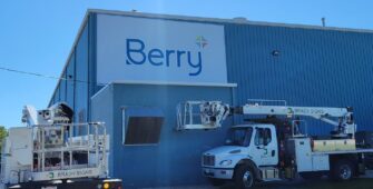 best outdoor signs for advertising a business